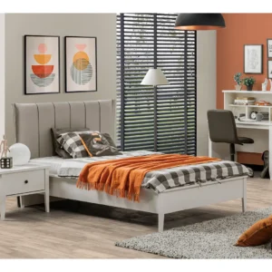 دايون سرير وودي